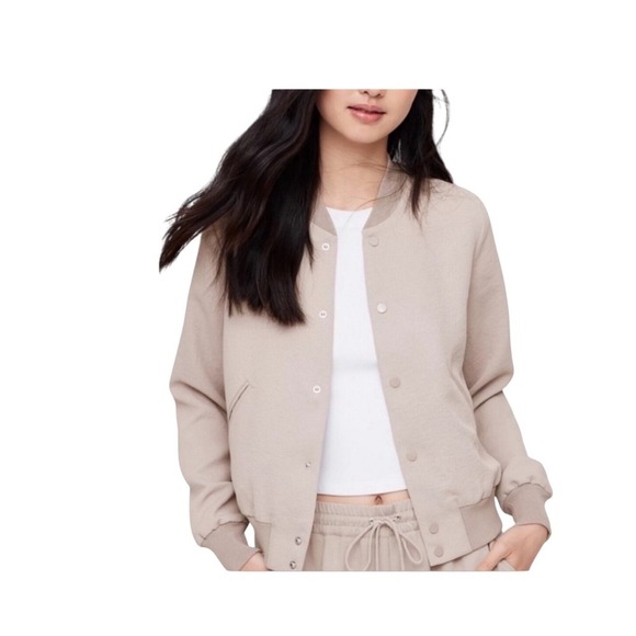 Wilfred Jackets & Blazers - Aritzia Wilfred Bomber Jacket Button Front Neutral Beige Casual Lightweight